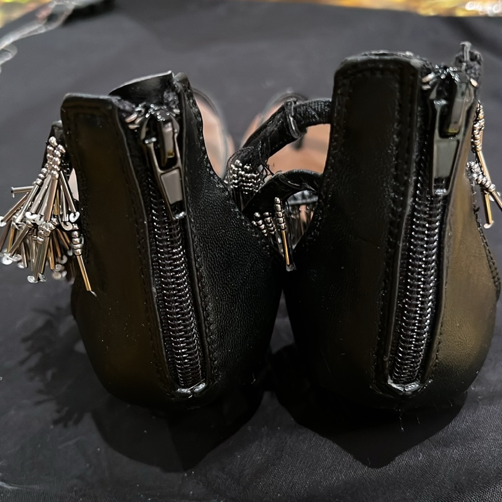Call it SPRING Sandals - Picture 8 of 13